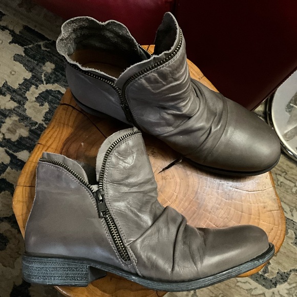 Miz Mooz Luna ruched leather ankle booties with dual side zip 9 $175 - Picture 8 of 11